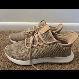 Adidas Tubular Sz 8.5 Men’s/fits like 9.5 women’s
